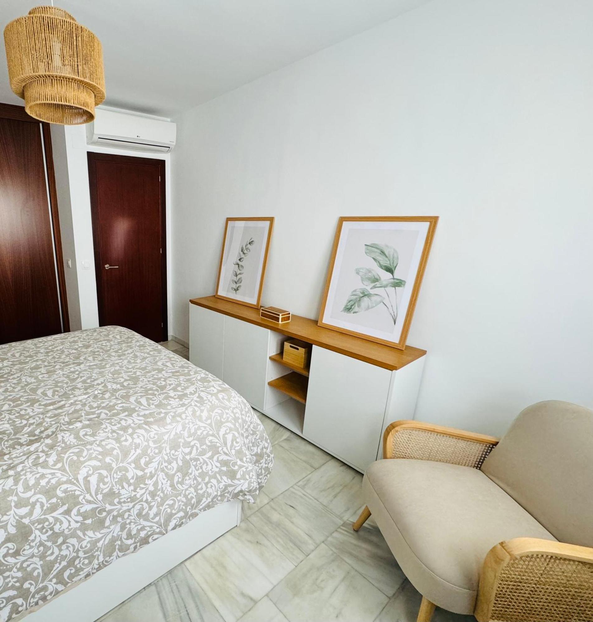 Behappy Salitre - Con Aparcamiento Apartamento Málaga Exterior foto